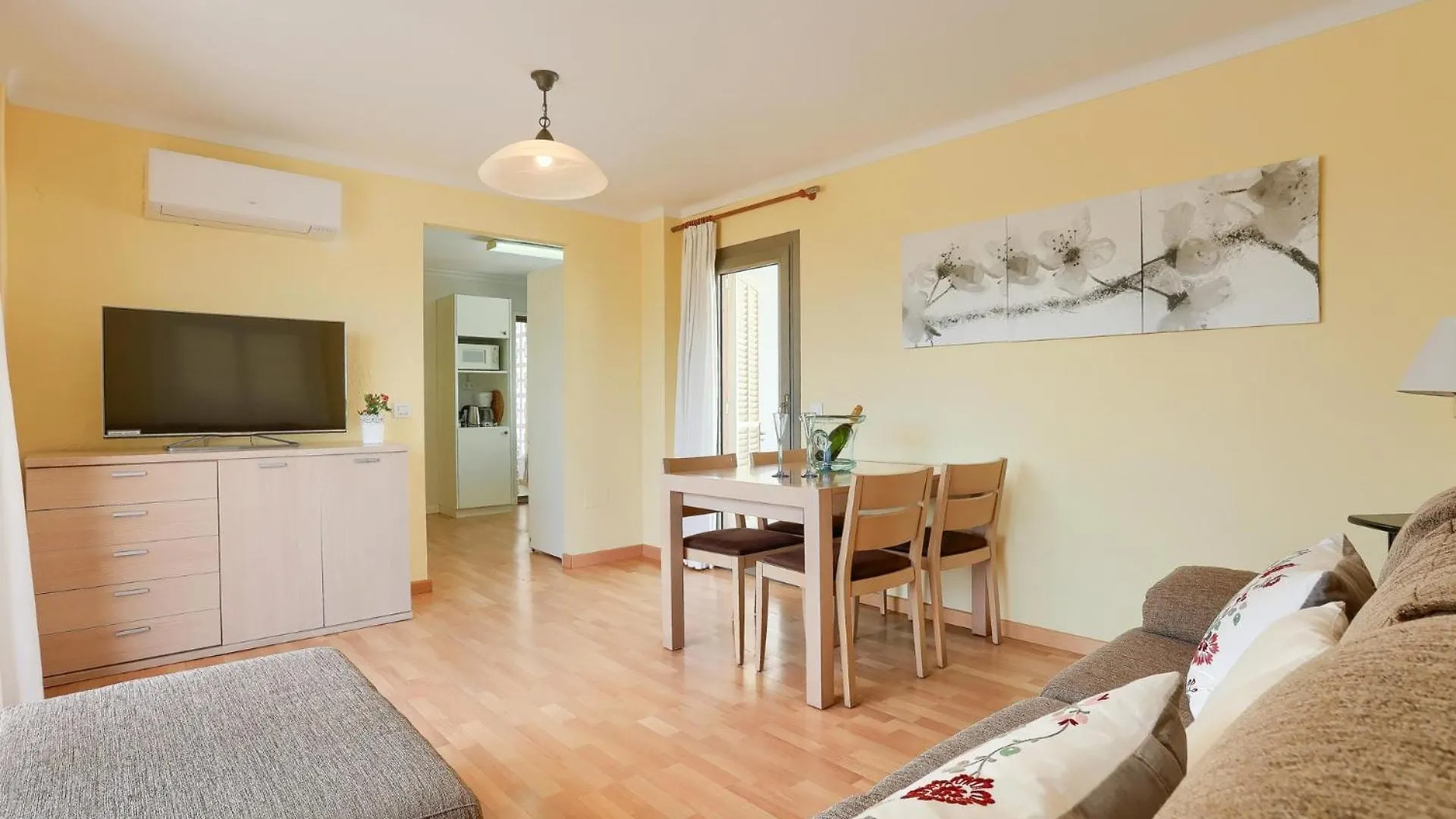 Apartment Apartamento Rosa 16 By Rentallorca Alcudia  Spain